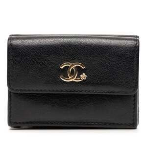 CHANEL Authentic Black Leather Logo Wallet